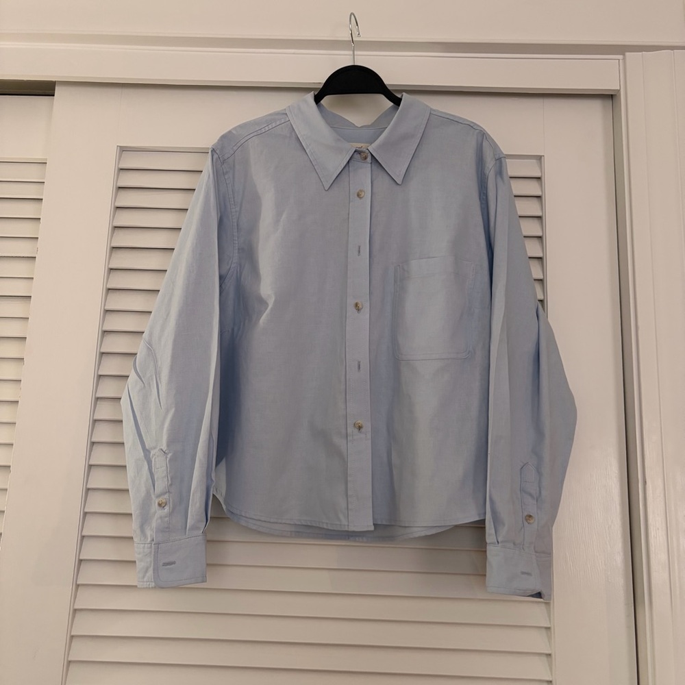 UniversalThreas Light Blue Women's Button-Up Shirt
